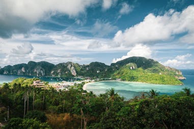 pexels-andrew-jones-8599622