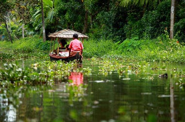 india-kochin-backwaters-of-kerala