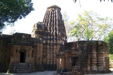 radha-krishna-temple-kawardha