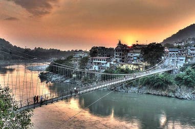 196000-5e663714b7d43