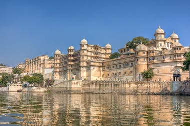 city-palace-udaipur