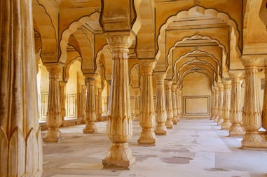 india-jaipur-amber-fort-520007503