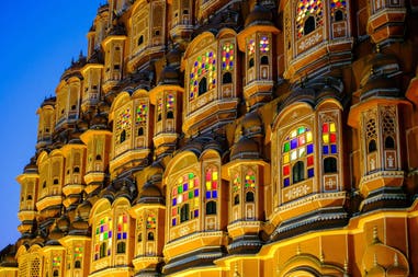 the-hawa-mahal-palace-palace-of-the-winds-in-jaipur-rajasthan
