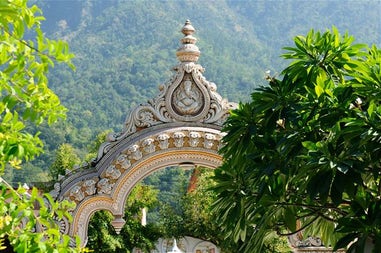 the-world-capitol-of-yoga-rishikesh-in-india