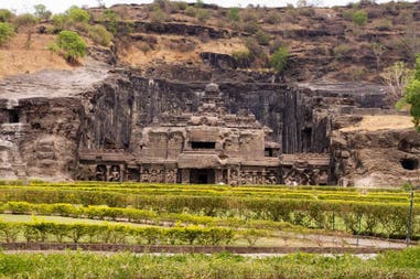 elephanta-caves-mumbai