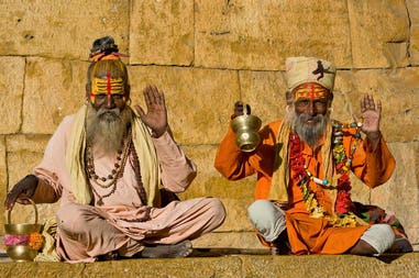 india-rajasthan-jaisalmer-jain-priests