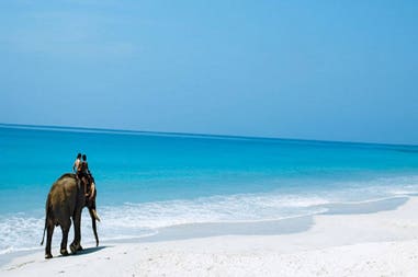 8a273acf-c42c-422e-bb19-4310b48e4e87elephanta-beach