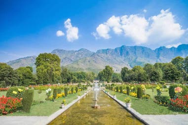 India Kashmir Nishat Bagh Mugal giardini