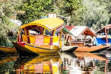 India Kashmir lago Dal barca
