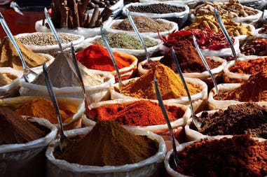 india-colorful-spices