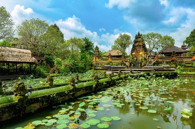 indonesia-bali-ubud-temple