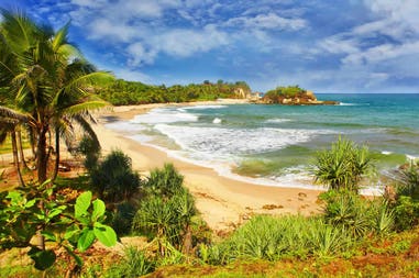 indonesia-java-klayar-beach