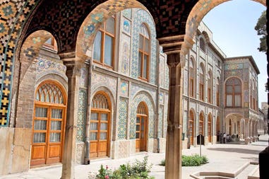 iran-teheran-golestan-palace-gardens