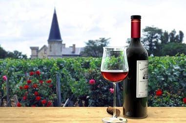 France wine and chateau