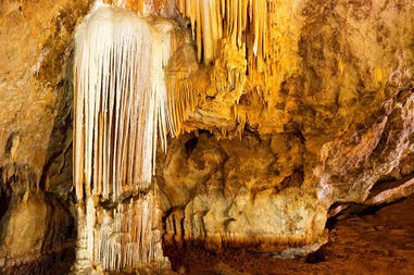 Grotte di Is Zuddas in Sardegna in Italia