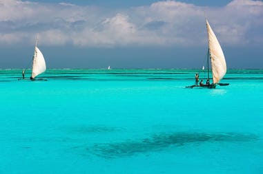 tanzania-zanzibar-sea