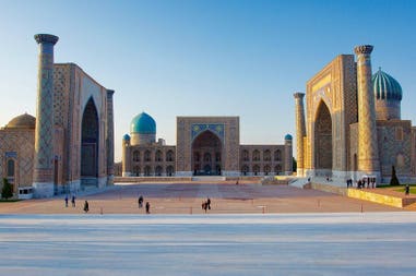 Samarkand Registan square uzbekistan