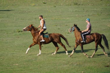 kyrgyzstan horse riding