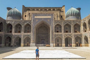 uzbekistan-tourist