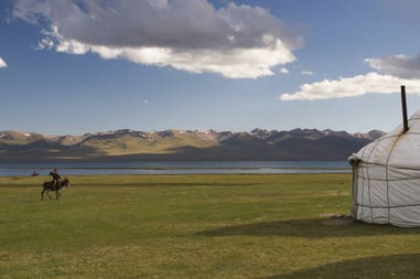 day-15-son-kul-lake-1-