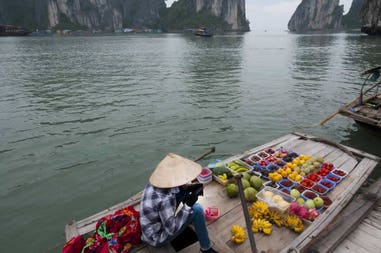 Vietnam Halong Bay