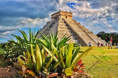 mexico-chichen-itza-site