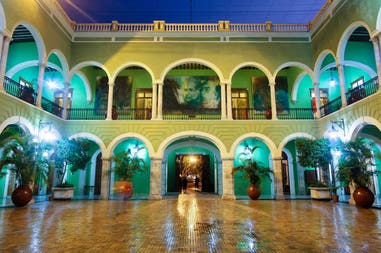 Mexican Merida Governors building courtyard