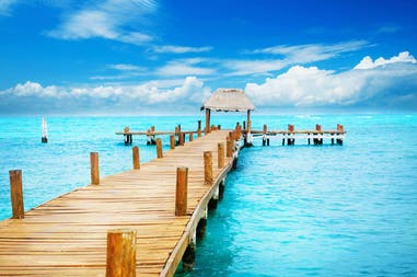 Crystal clear sea in Cancun