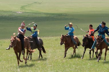 naadam-2