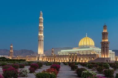 sultan-qaboos-mosque