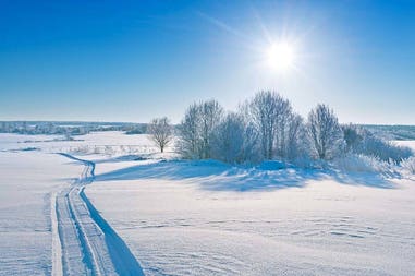 Paesaggio innevato di Carelia in Russia
