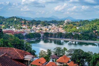 sri-lanka-kandy-panorama