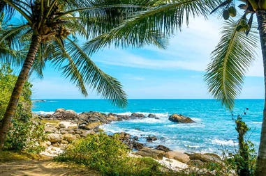 tropical-beach-in-sri-lanka