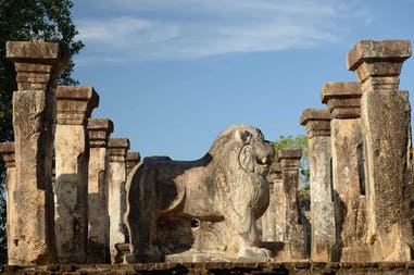 Sri Lanka Polonnaruwa ruins