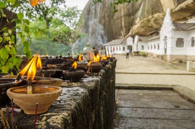 sri-lanka-dambulla-temple