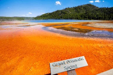 Prismatic Beach in Yellowstone National Park in the United States of America