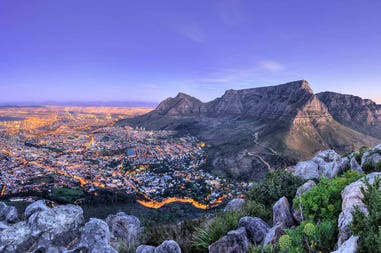 south-africa-cape-town-table-mountain-view