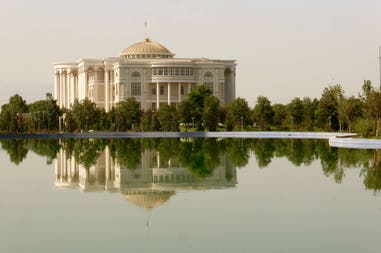 2-presidential-palace-in-dushanbe