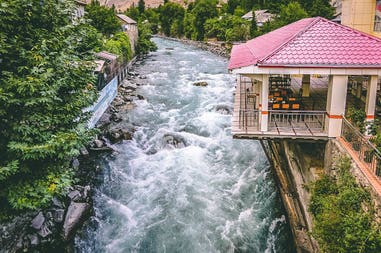 pamir-highway-tour-khalai-khum-1