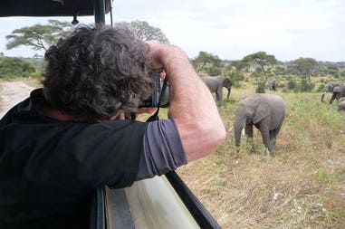 client-taking-picture