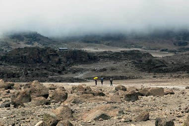 Salita di Saddle sul Monte Kilimangiaro in Tanzania