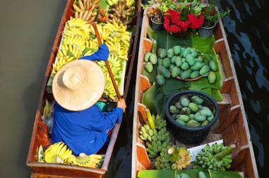 floating market in thailand