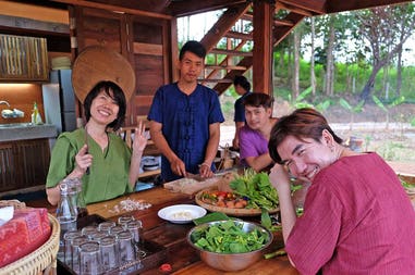 farm stay thailandia attività in cucina