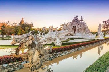 thailand-chiang-rai-wat-rongkhun