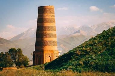 aburana-tower-minaret-architeicture-kyrgyzstan-1