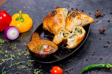 thumb-832-1140-0-0-0-auto