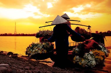 Venditore di fiori in Vietnam