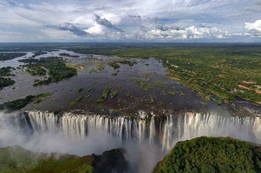 victoria-falls-hero-hero