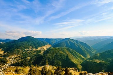 Hiking in the Area of Belintash