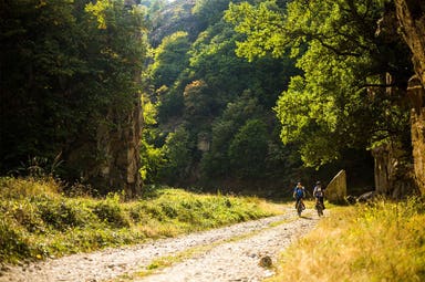 Tour della Bulgaria in mountain bike tra i monti Rodopi, Pirin e Rila